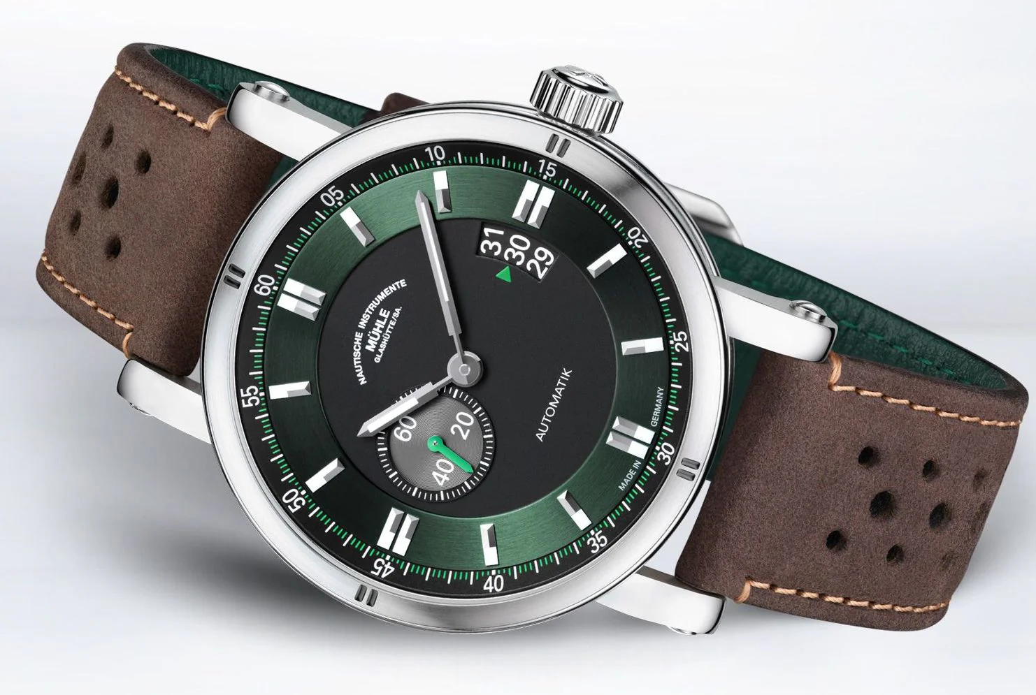 Muhle Glashutte Teutonia Sport II Racing Green Watch - Image 2