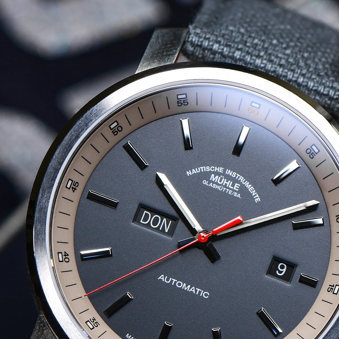 Muhle Glashutte The 29er Tag Datum Watch D - Image 2