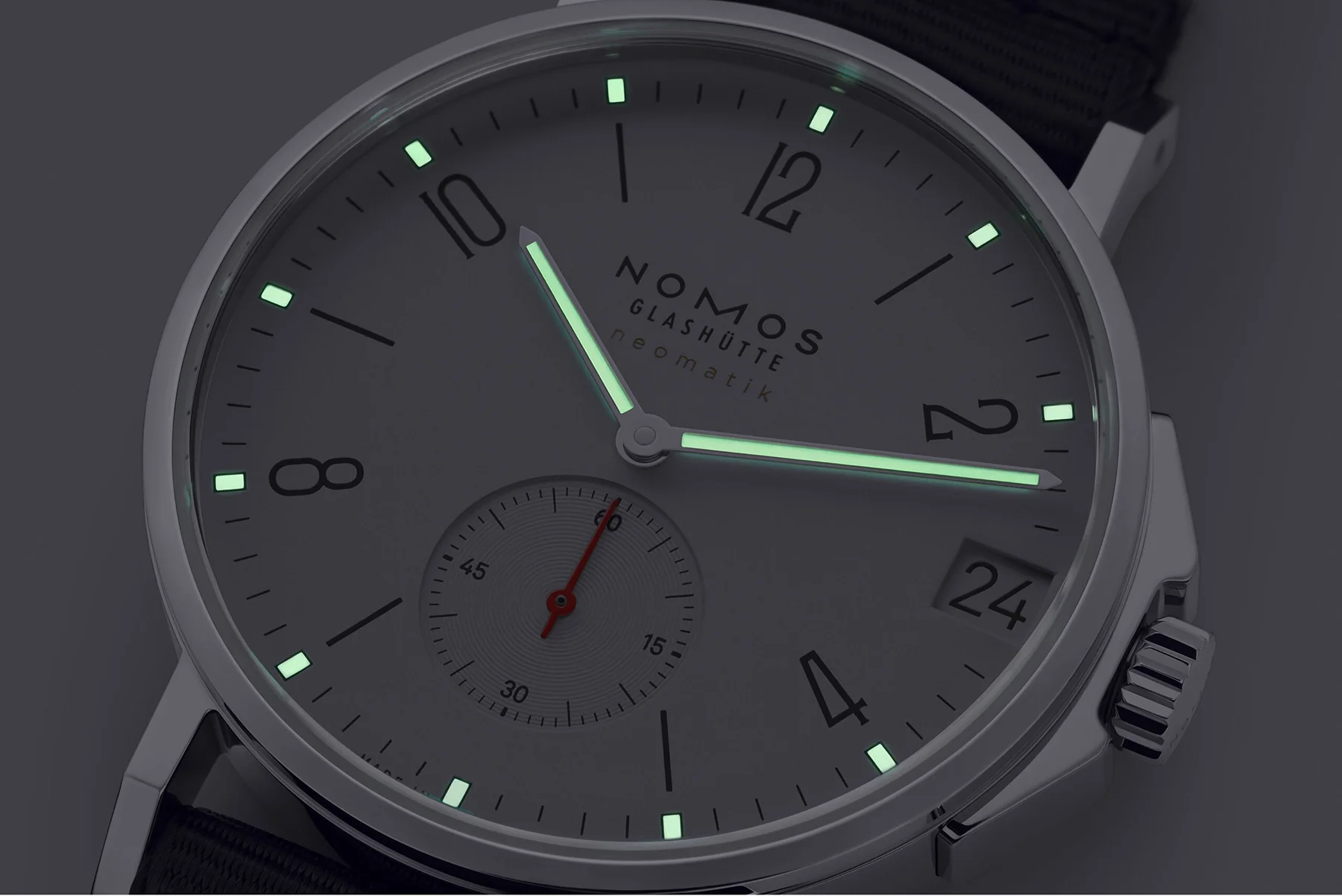Nomos Glashutte Ahoi Neomatik 38 Date Sapphire Crystal Watch - Image 5
