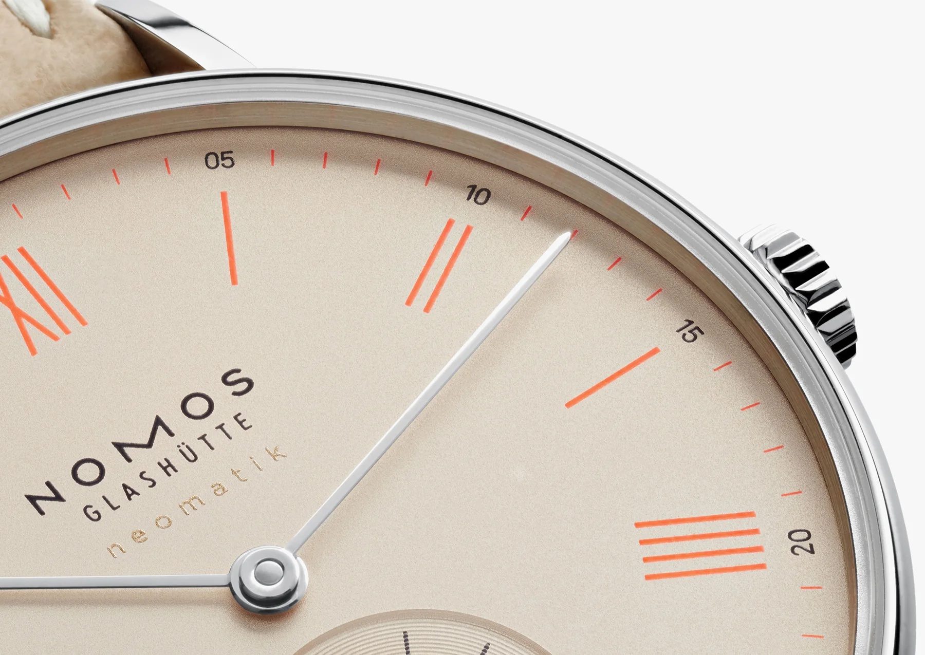 Nomos Glashutte Ludwig Neomatik Champagner Sapphire Crystal Watch - Image 3