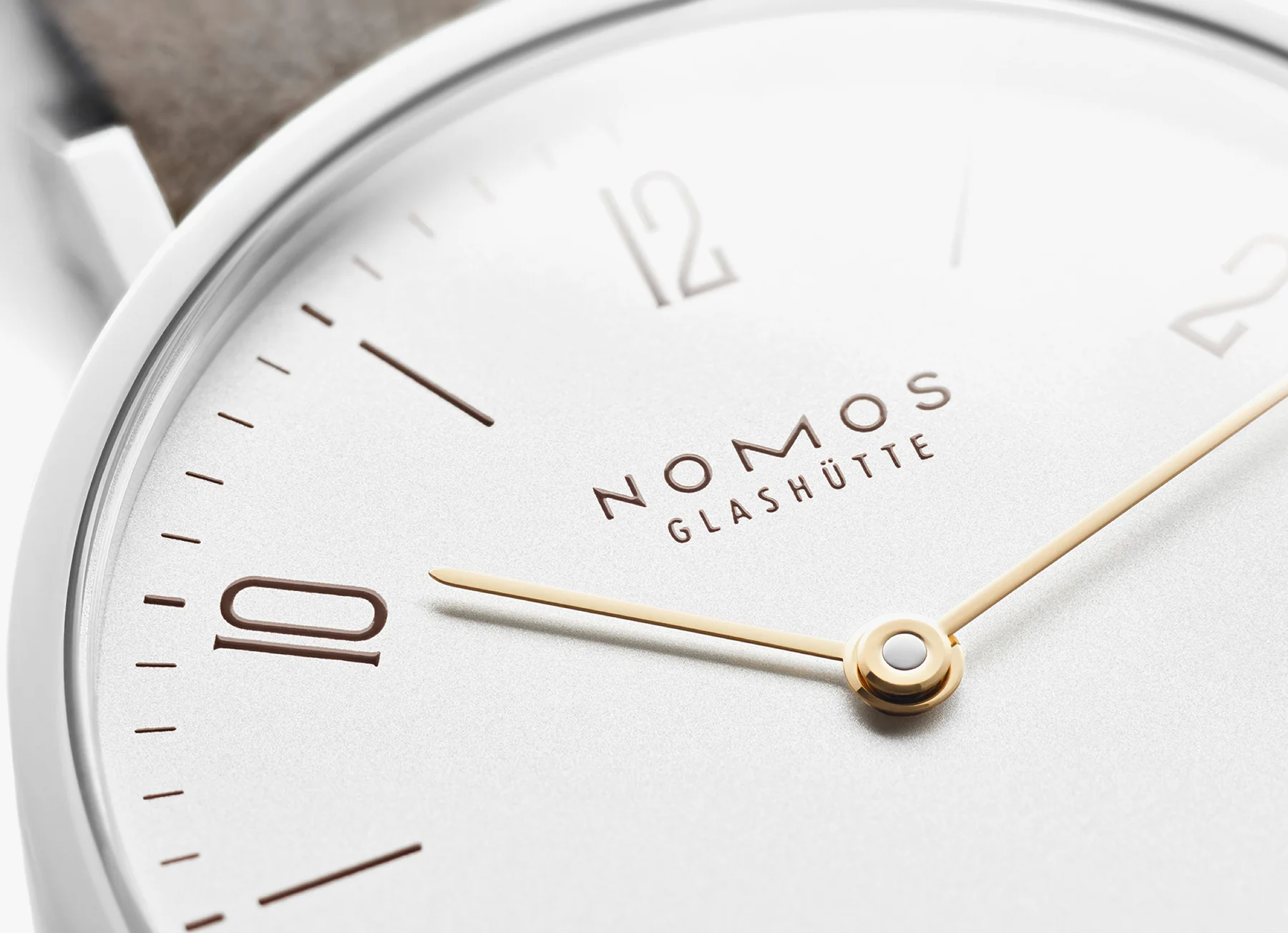 Nomos Glashutte Tangente 33 Duo Sapphire Crystal Watch - Image 4