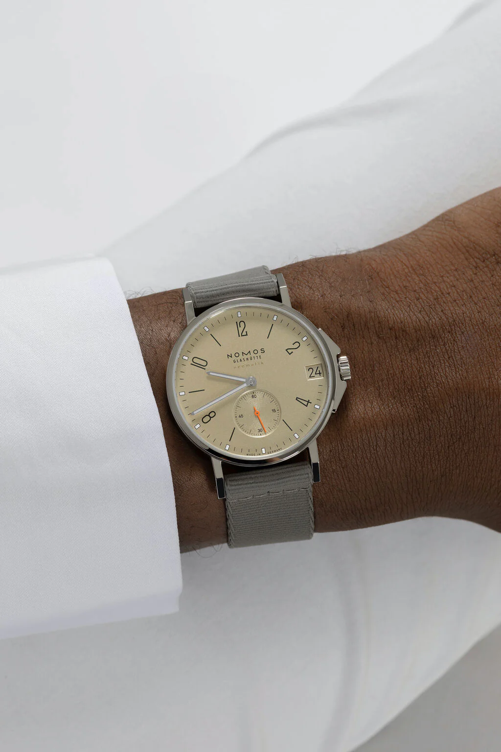 Nomos Glashutte Ahoi Neomatik 38 Date Sand Steel Back Watch - Image 9