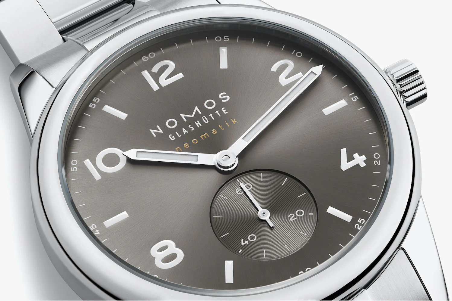 Nomos Glashutte Club Sport Neomatik 39 Smoke Sapphire Crystal Watch - Image 3