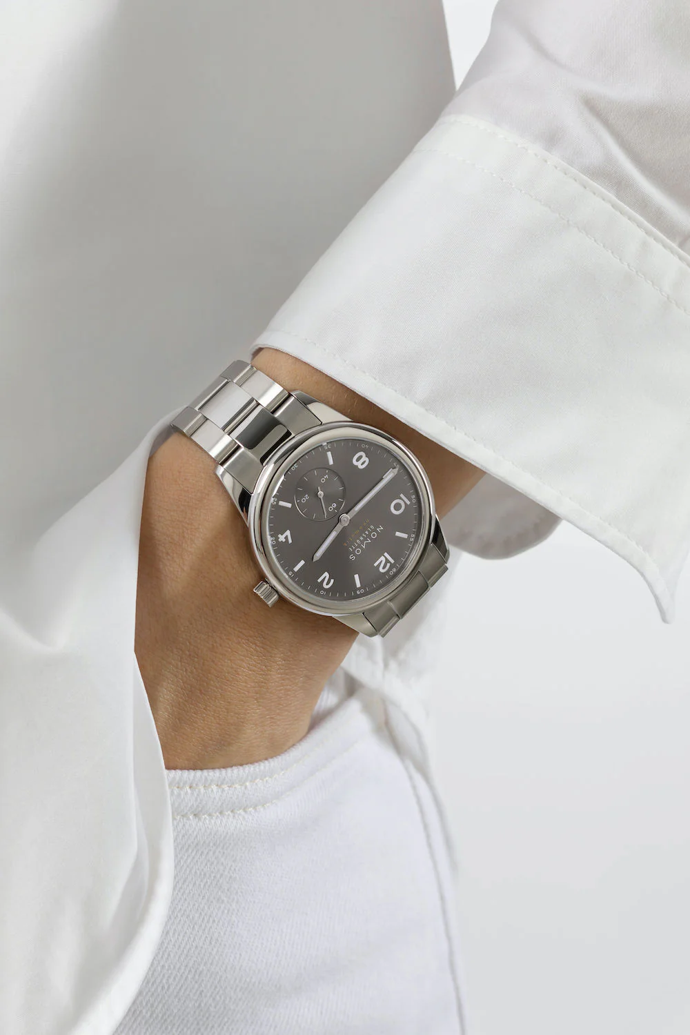 Nomos Glashutte Club Sport Neomatik 39 Smoke Sapphire Crystal Watch - Image 6