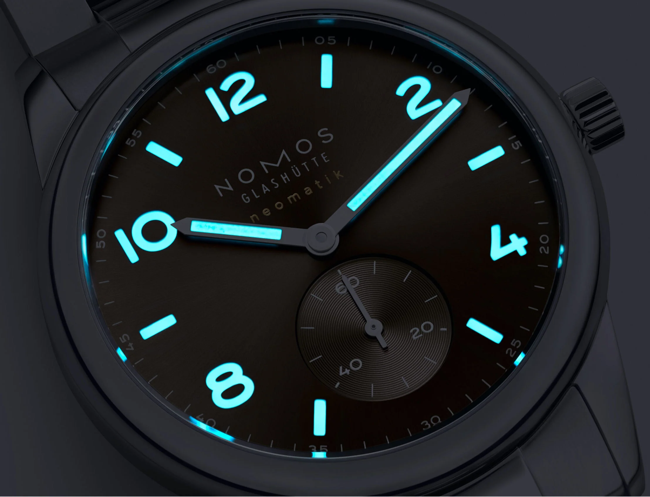 Nomos Glashutte Club Sport Neomatik 39 Tabac Sapphire Crystal Watch - Image 3