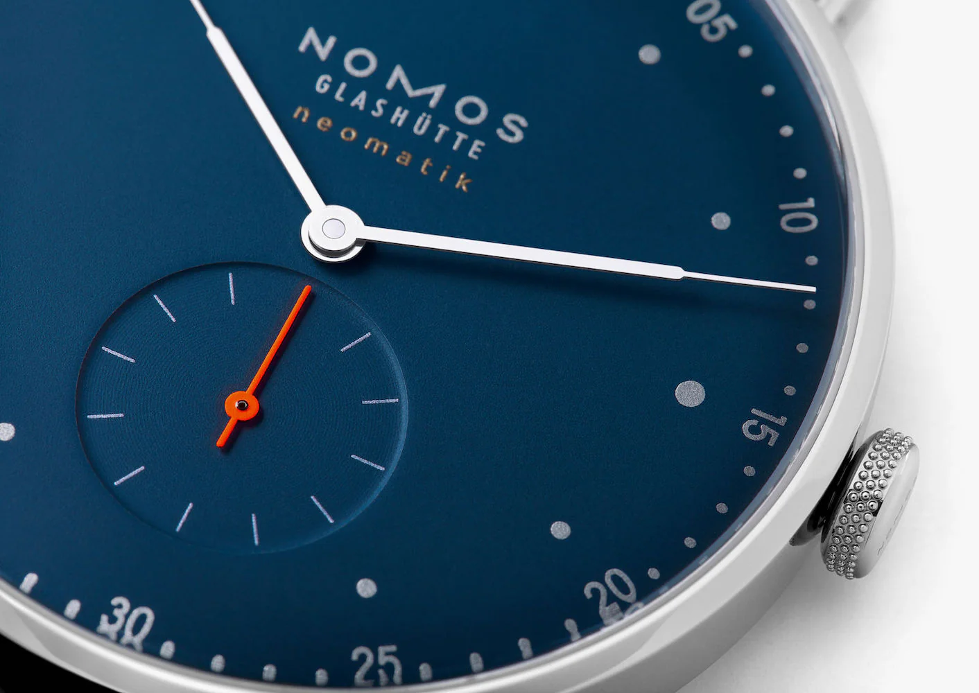 Nomos Glashutte Metro Neomatik 39 Midnight Blue Sapphire Crystal Watch - Image 4
