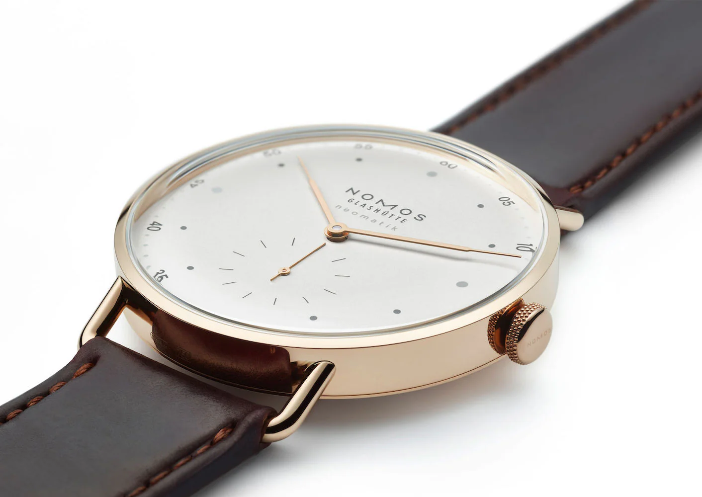 Nomos Glashutte Metro Neomatik 39 Rose Gold Sapphire Crystal Watch - Image 5