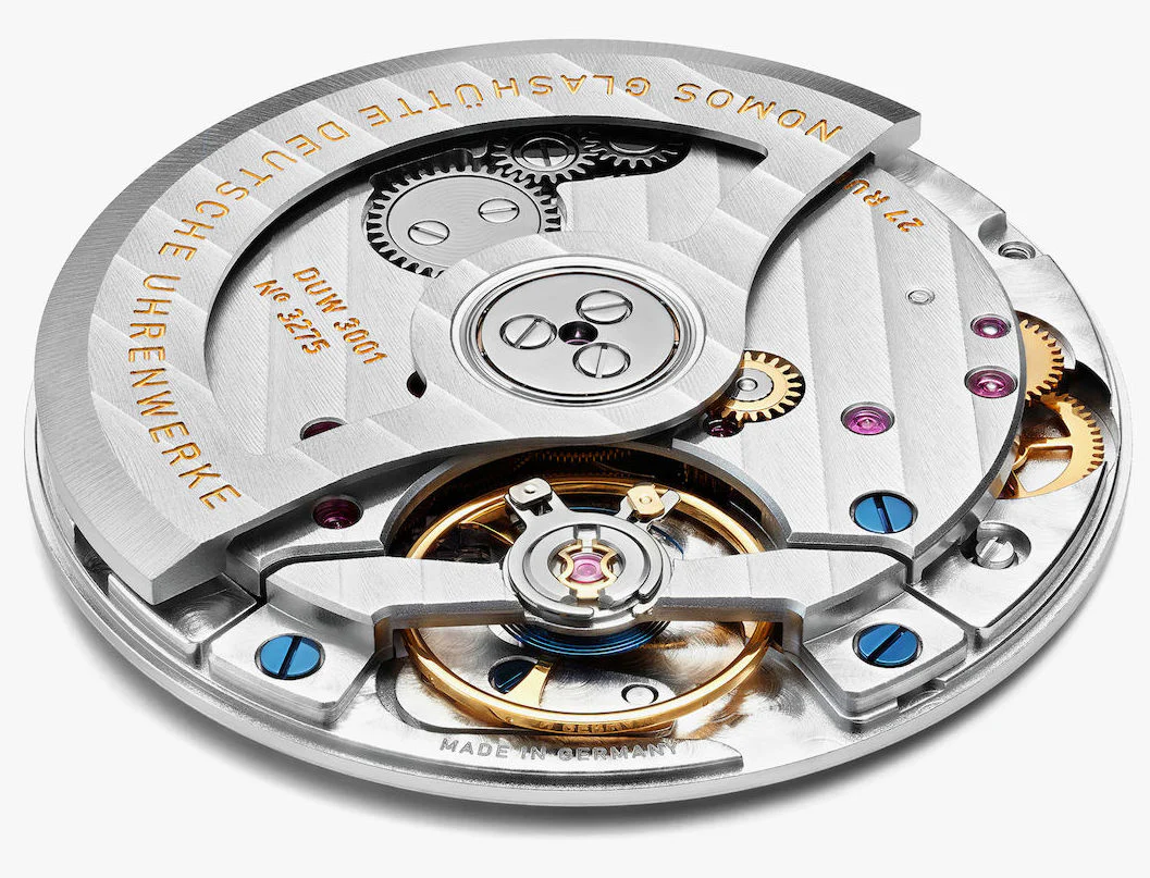 Nomos Glashutte Metro Neomatik 39 Rose Gold Sapphire Crystal Watch - Image 7