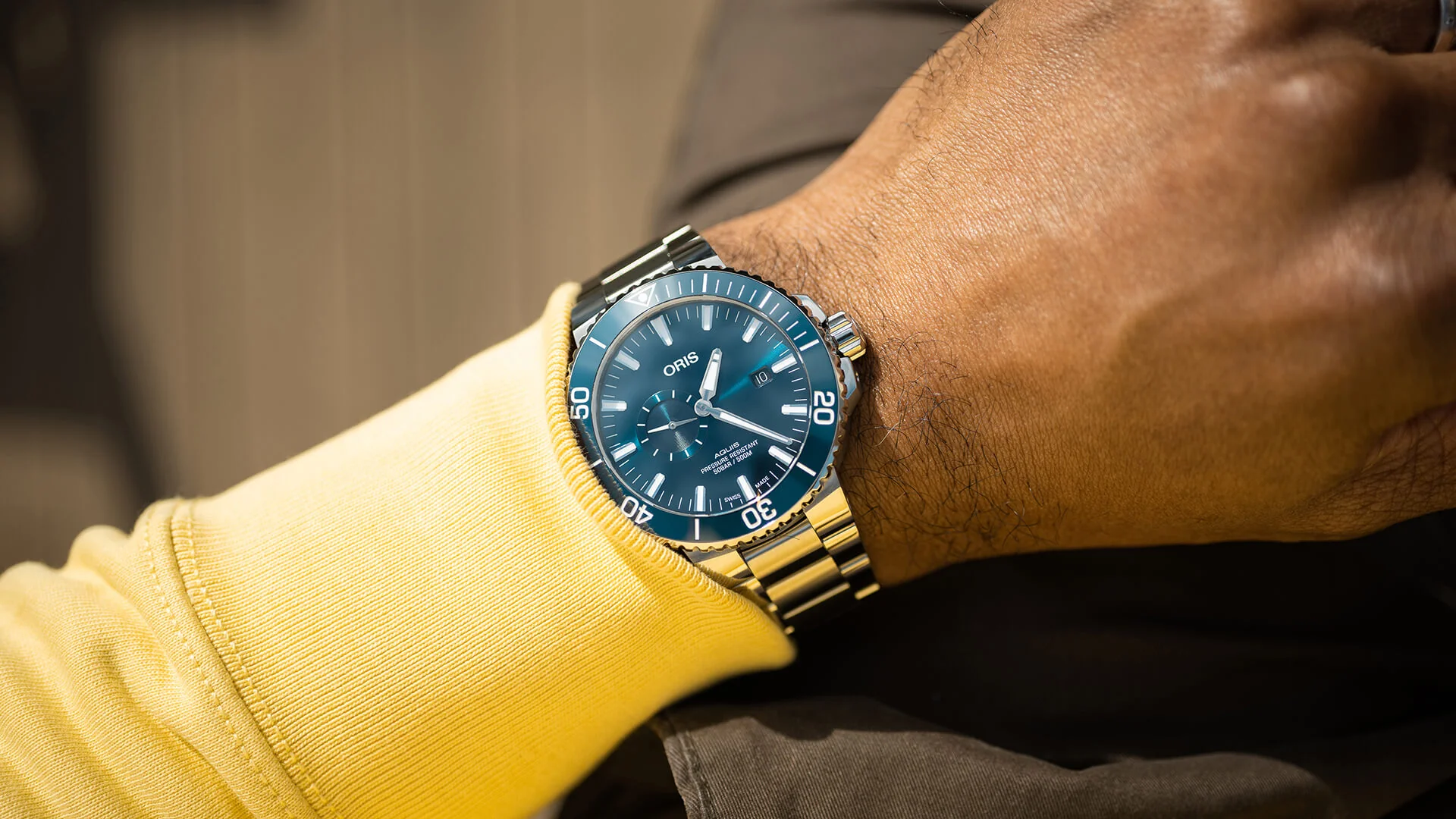 Oris Aquis Date Small Seconds Bracelet Watch - Image 4