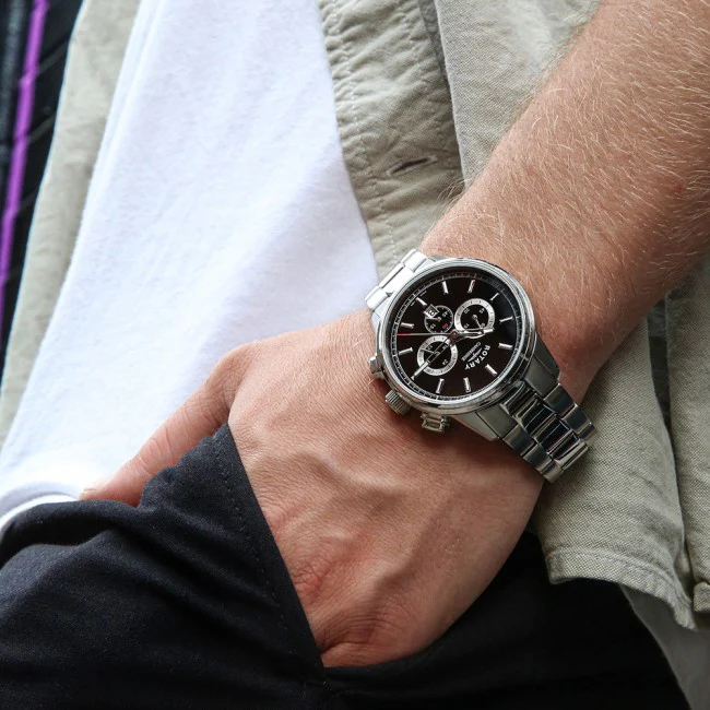 Rotary Watch Cambridge Chronograph Mens - Image 2