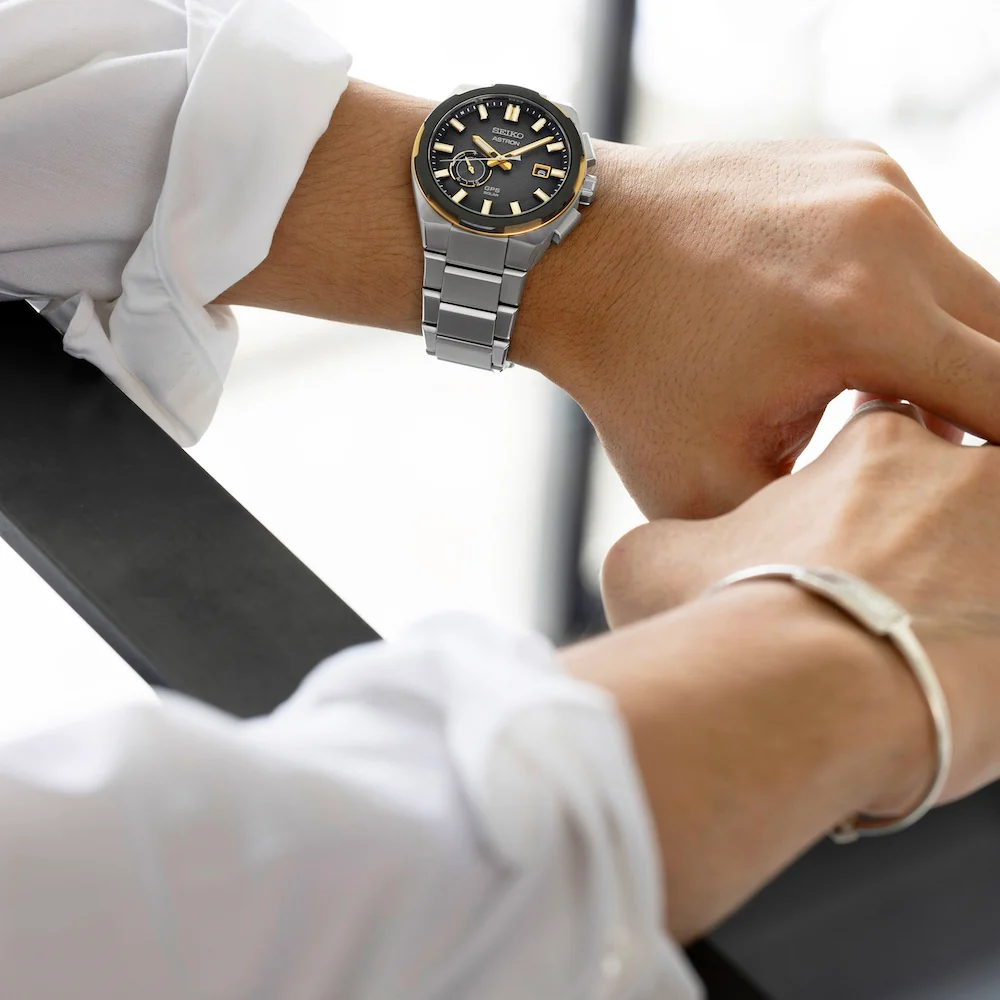 Seiko Astron GPS Solar Sun Watch - Image 8
