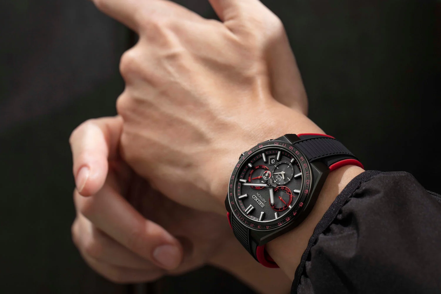 Seiko Astron GPS Solar 5X Dual Time Redshift Limited Edition - Image 5