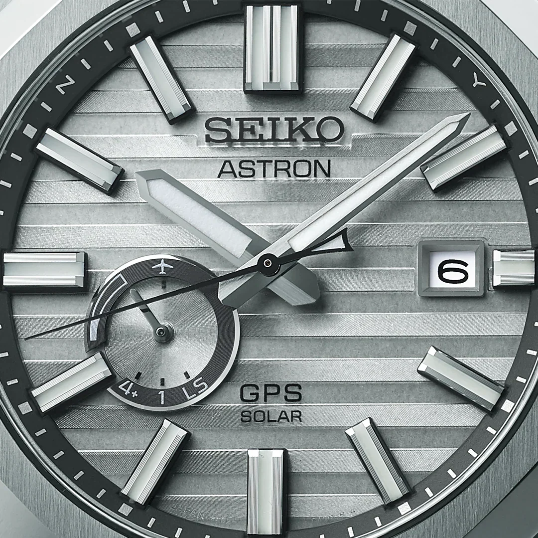 Seiko Astron Watch GPS Solar Titanium Crystal Box Limited Edition - Image 2