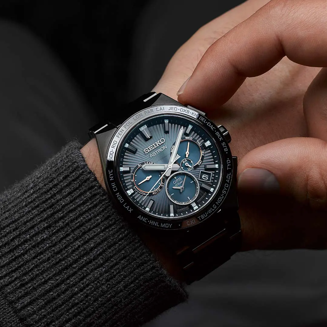 Seiko Astron Watch Super Nova Green Limited Edition - Image 4
