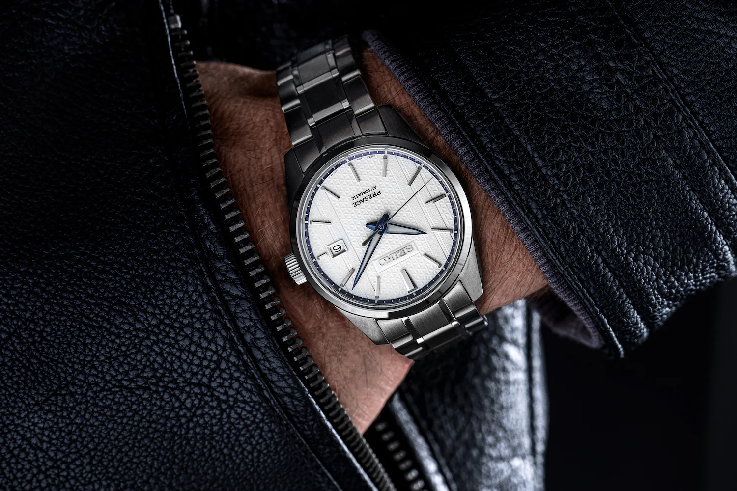 Seiko Presage Watch Sharp Edged Zero Halliburton Limited Edition - Image 4