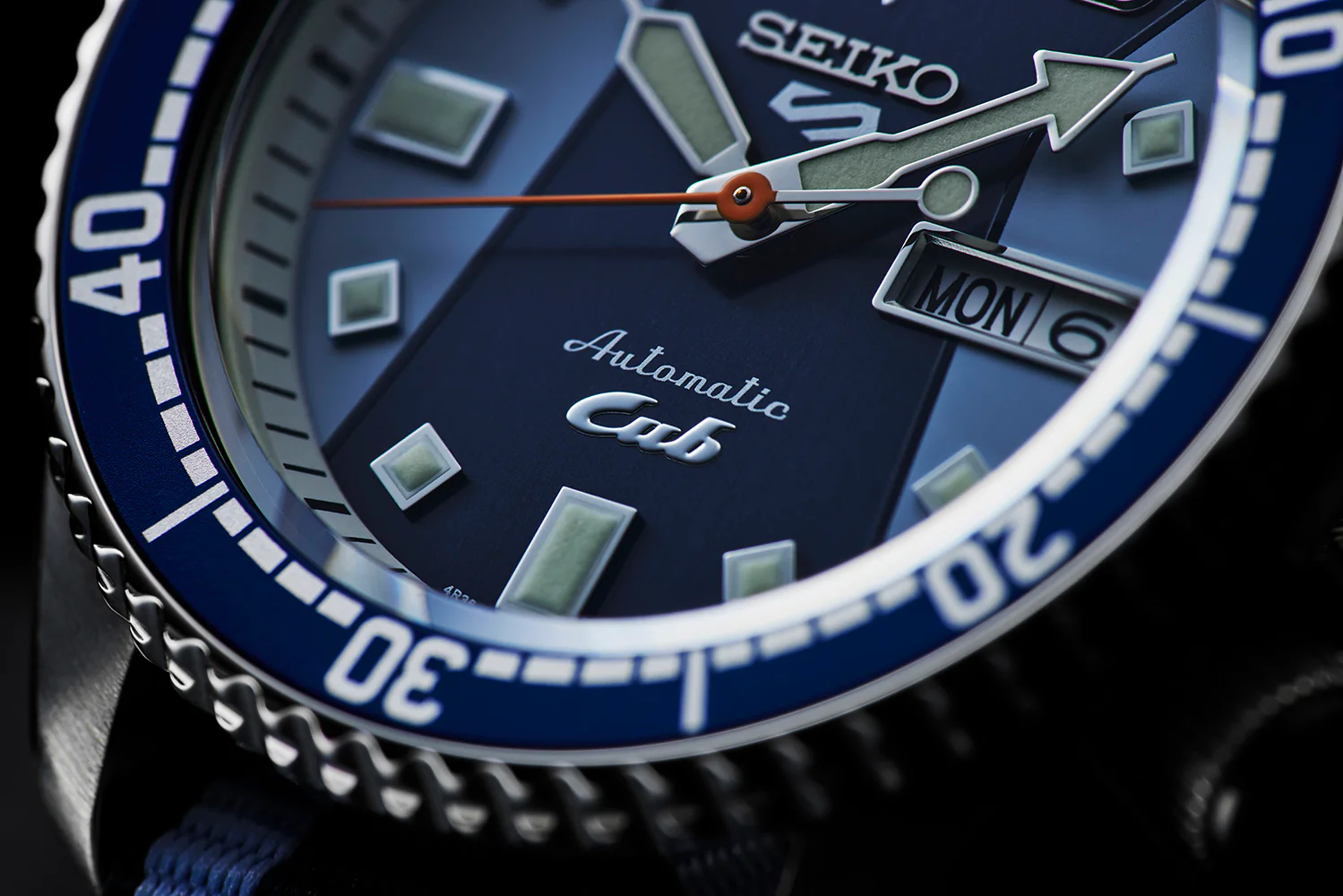 Seiko Watch 5 Sport Honda Super Cub Limited Edition - Image 4