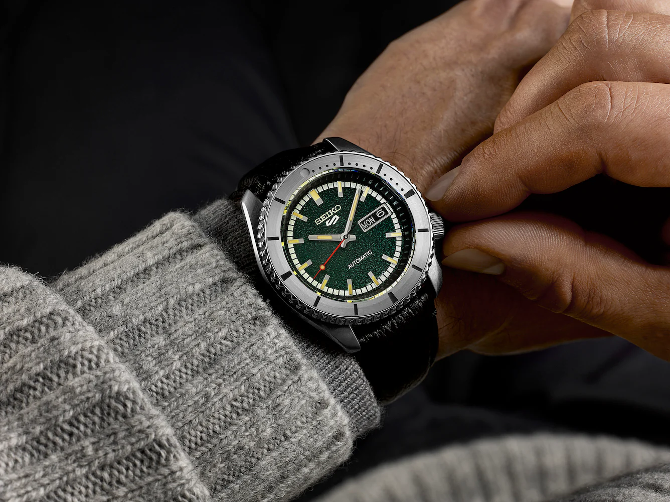 Seiko Watch 5 Sports Masked Rider Limited Edition - Image 5