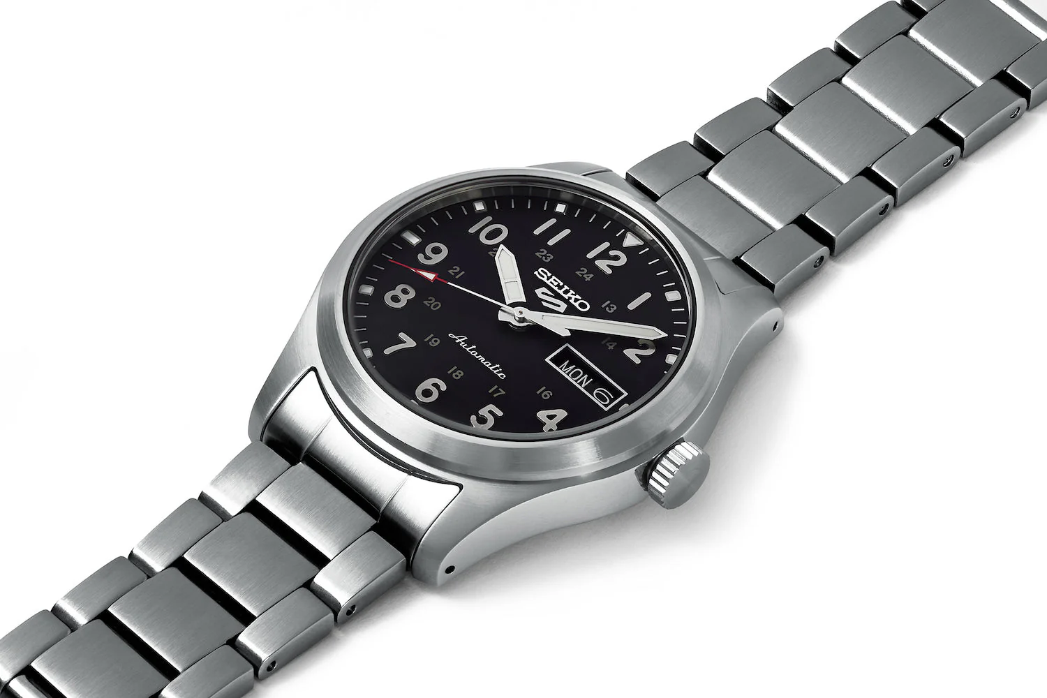 Seiko 5 Sports Field Mens Watch - Image 2