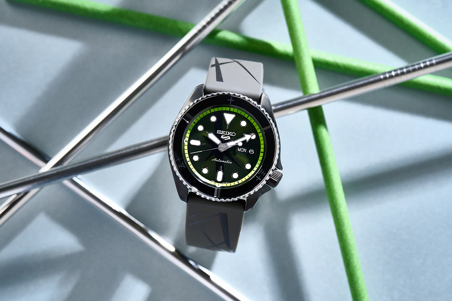 Seiko Watch 5 Sports One Piece Roronoa Zoro Limited Edition D - Image 7