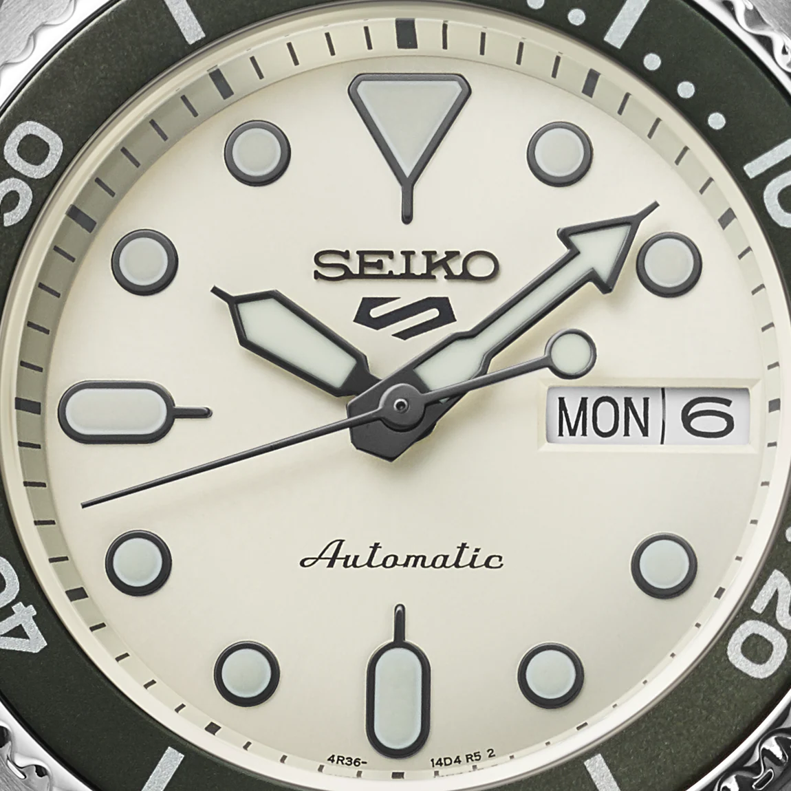 Seiko 5 Sports SKX Midi Mono Mens Watch - Image 2