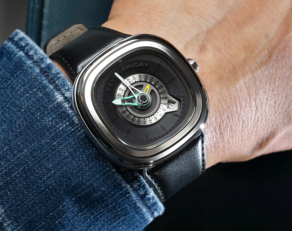 SevenFriday PG1/01 GMT Watch - Image 5