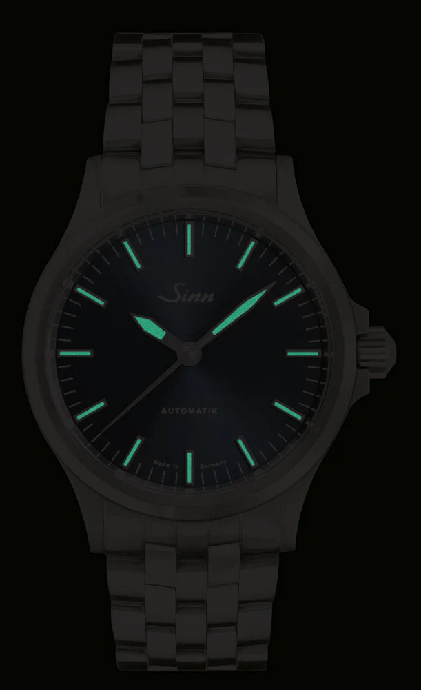 Sinn 556 I B H-Link Bracelet Watch - Image 4