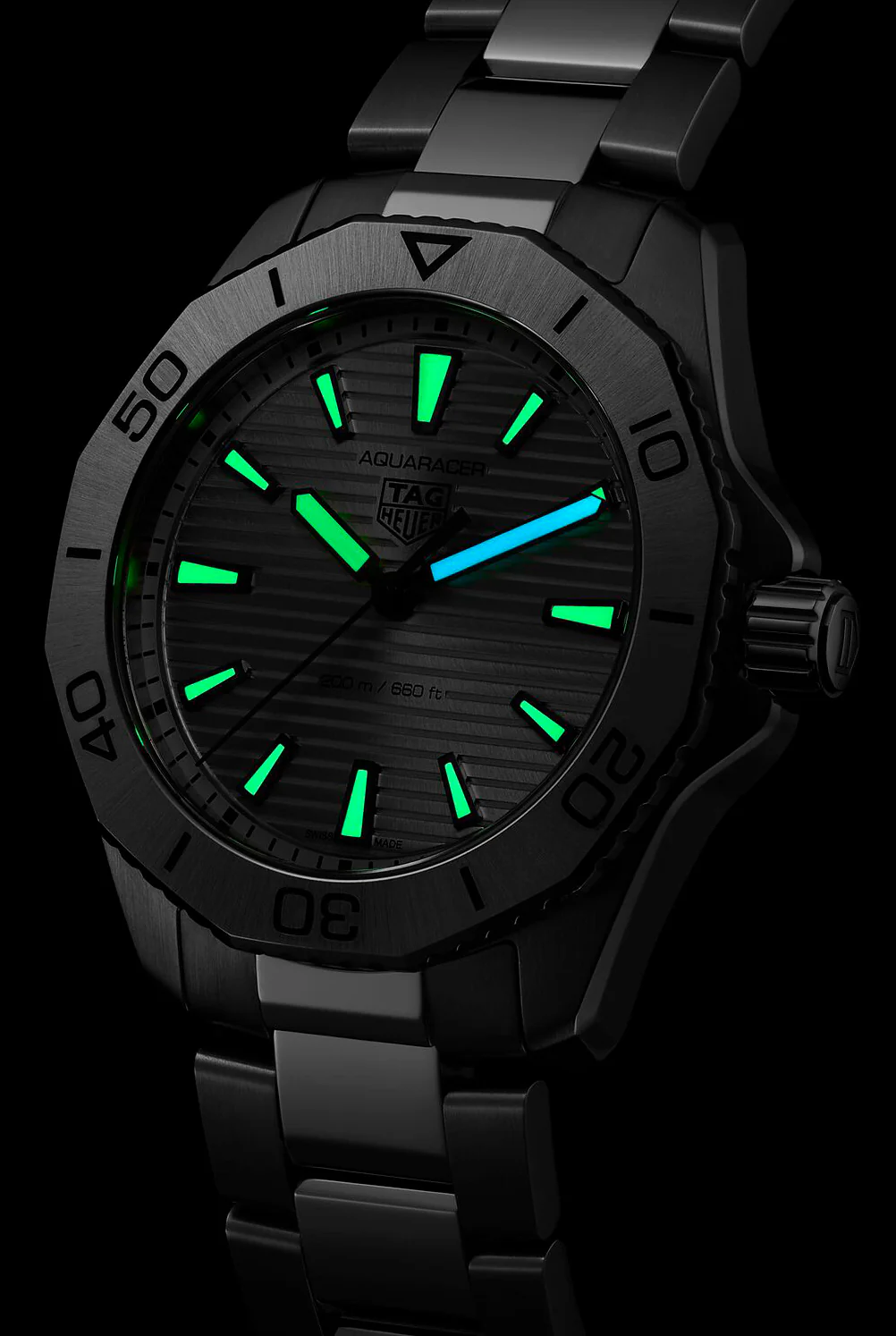 TAG Heuer Aquaracer Professional 200 D - Image 2