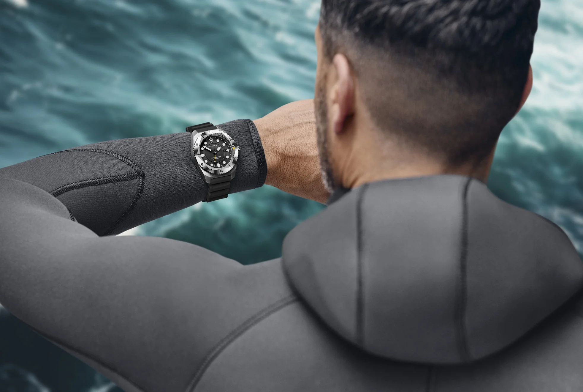 Victorinox Dive Pro Quartz Three Hands Steel Watch - Image 7