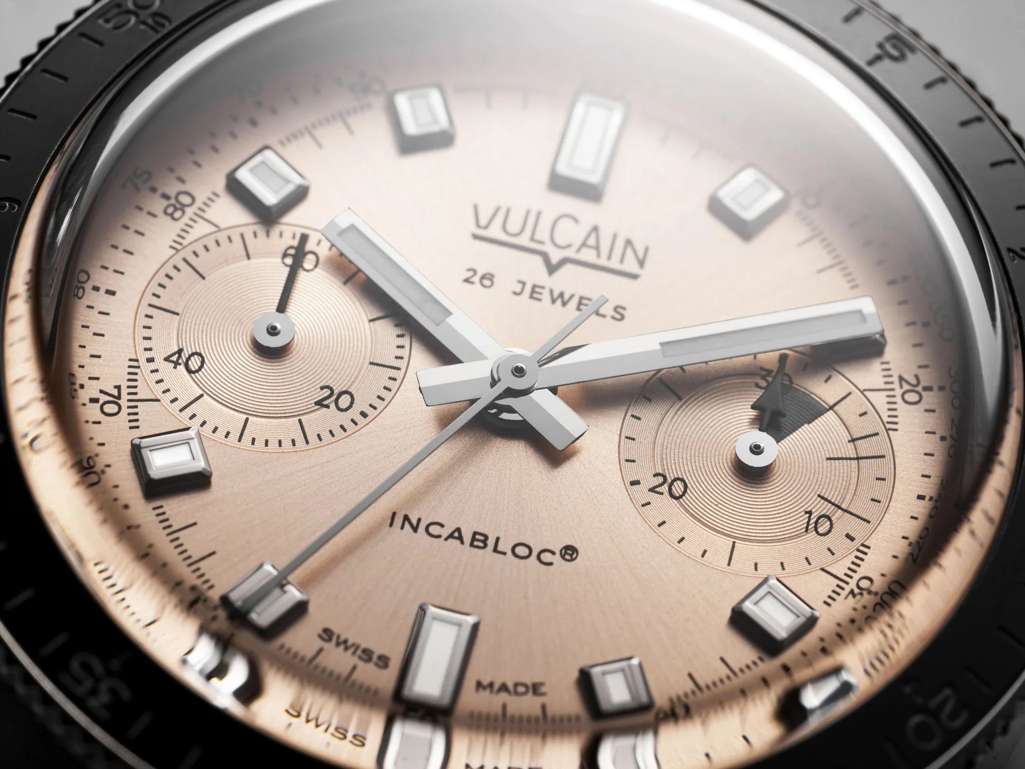Vulcain Skindiver Chronograph Salmon Limited Edition Watch - Image 3