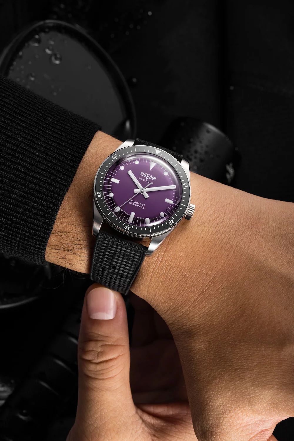 Vulcain Skindiver Nautique Purple Black Rubber Limited Edition Watch - Image 7