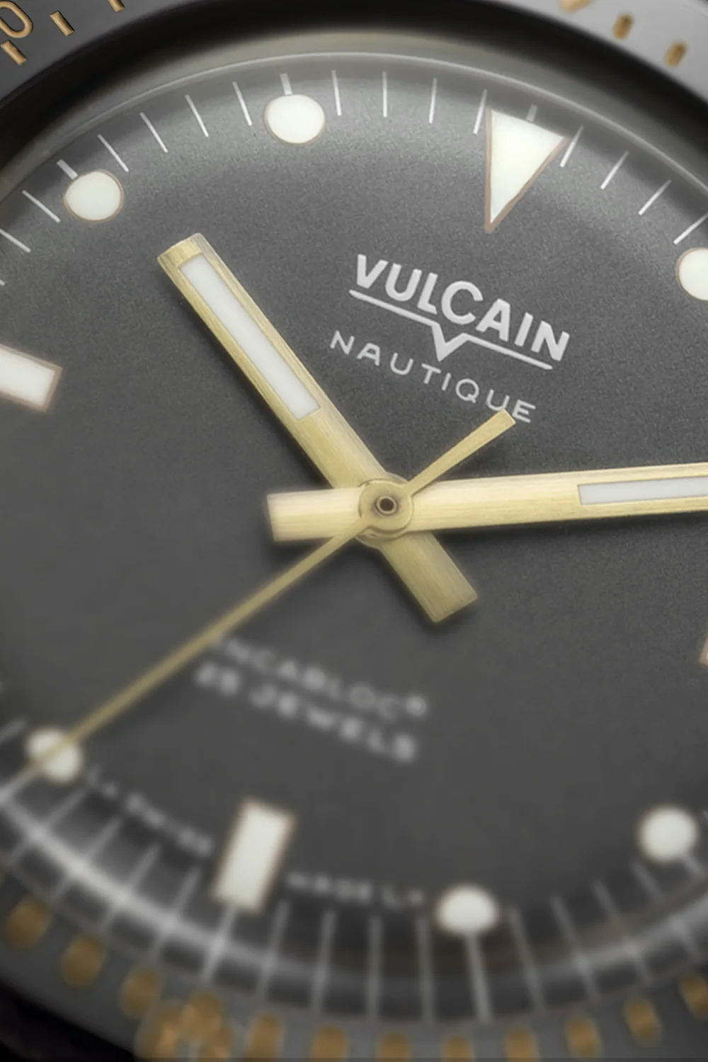 Vulcain Skindiver Nautique Bronze Grey Watch - Image 2